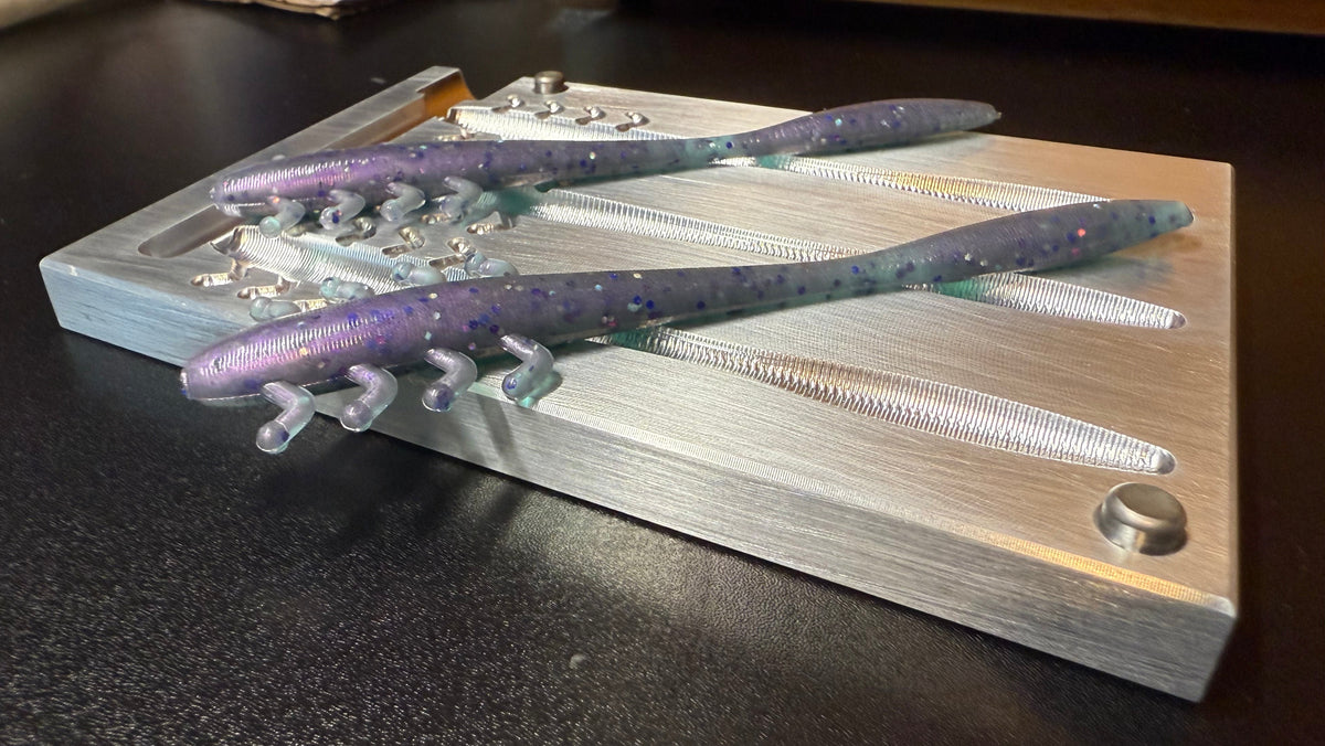 5” Entomic Worm Bait Mold