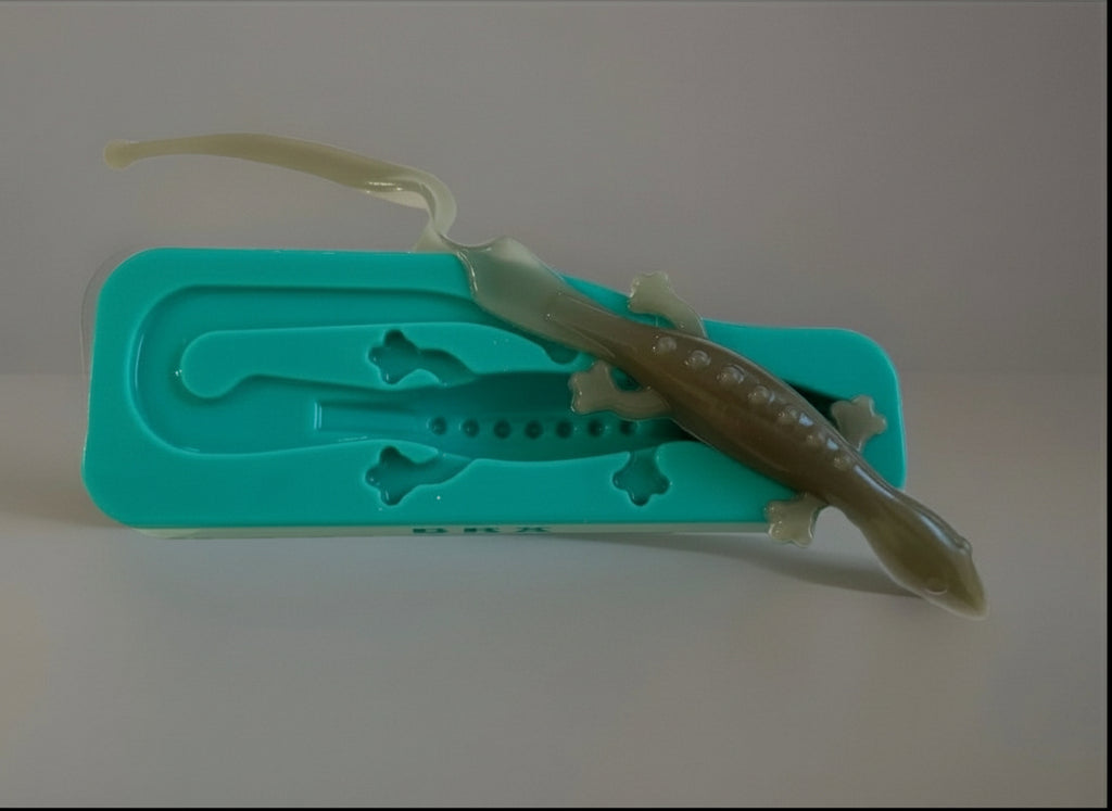 11 Inch Lizard Mold