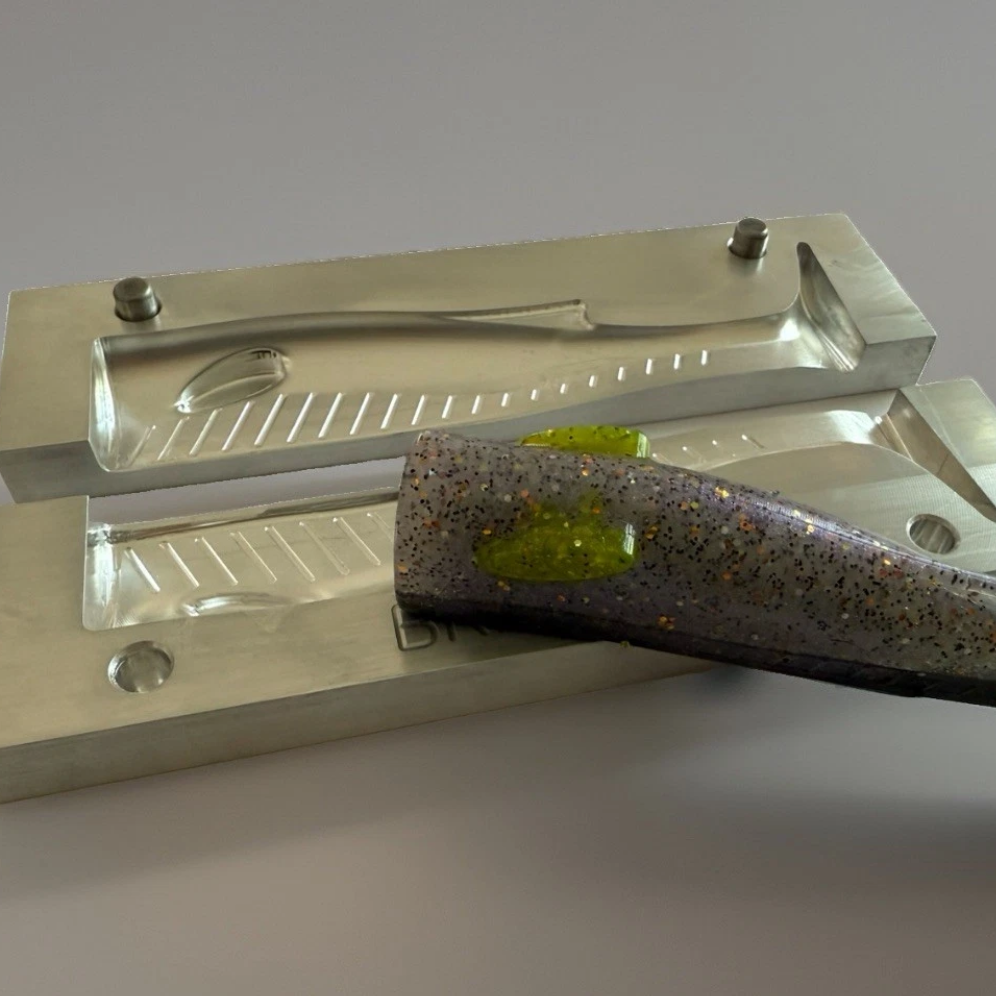 5in Swim Bait Mold, 2 Piece Open Pour