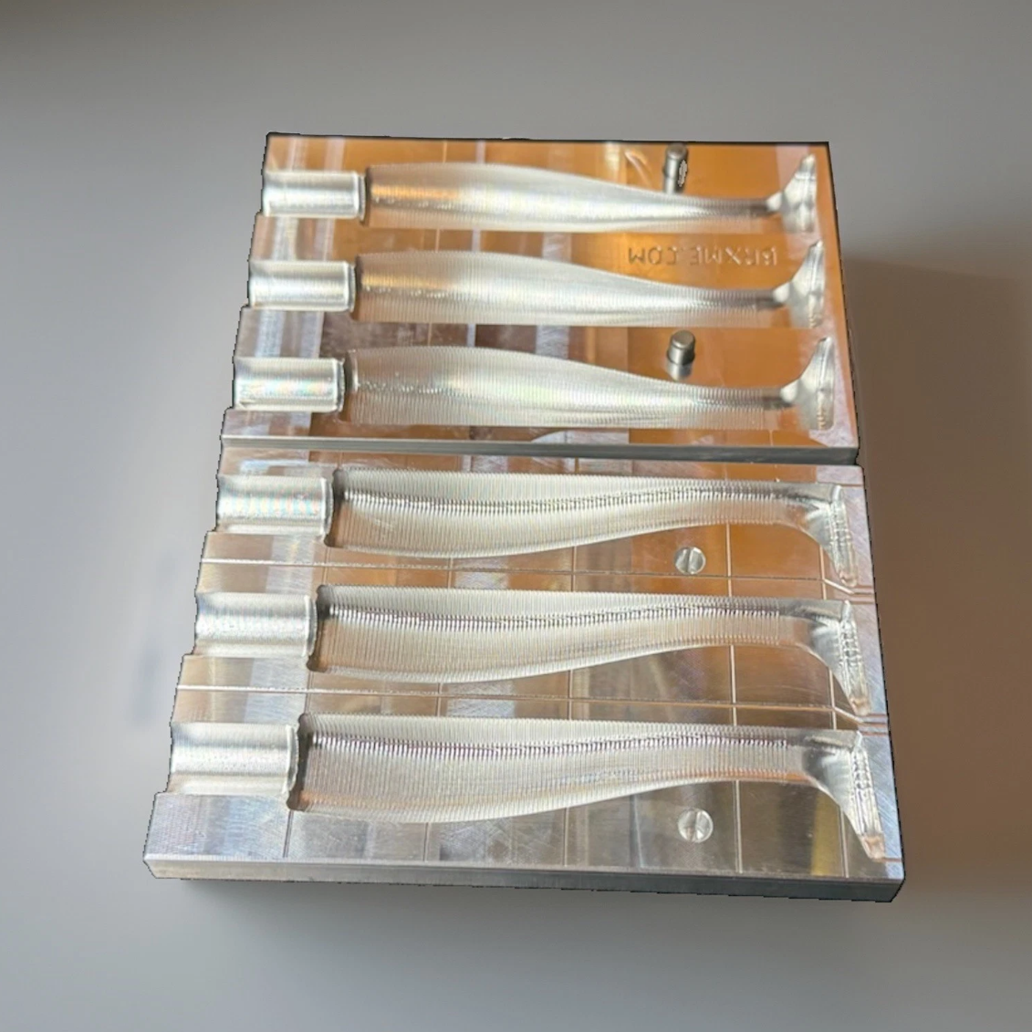 5in Swim Bait Mold, 2 Piece Injection Mold
